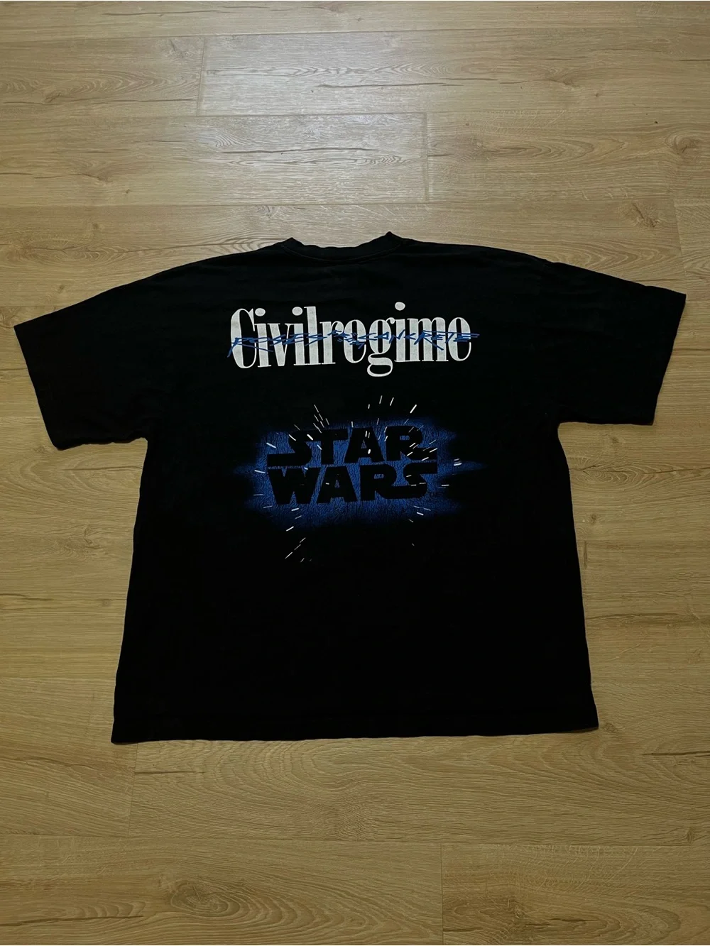 RARE CIVIL REGIME x STAR WARS COLLAB 
SIZE: L - Picture 2 of 3